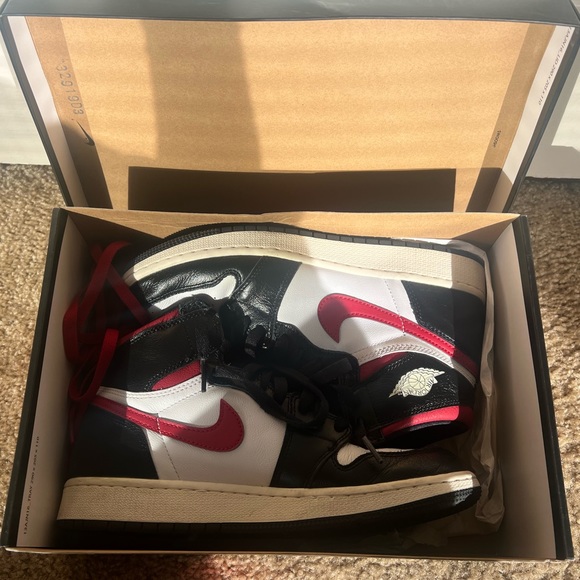 Jordan Shoes - Air Jordan 1 Black/Gym Red High Top